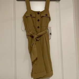 Urban outfitters green romper. New with tags.